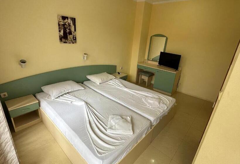 带阳台的豪华间, Angel