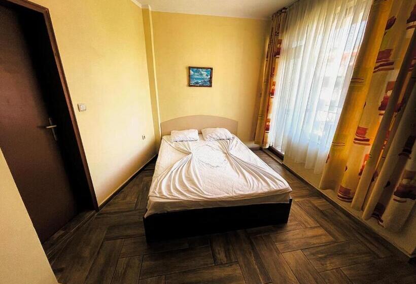 带阳台的豪华间, Angel