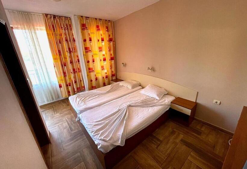 带阳台的豪华间, Angel