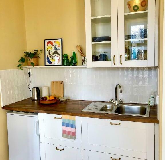 Семейный Номер, Färglabbets Bed And Breakfast