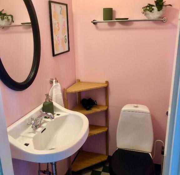 Семейный Номер, Färglabbets Bed And Breakfast