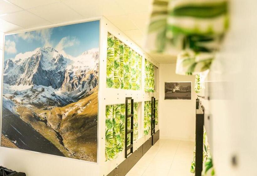 تختخواب در اتاق مشترک, Hostel Playa De Merón