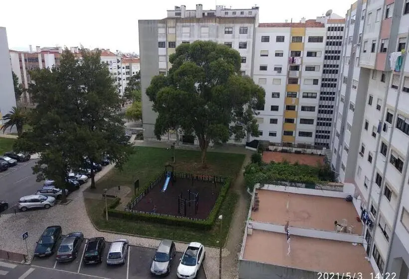 スーペリアの４人部屋, Quartos Cesário Verde Massamá