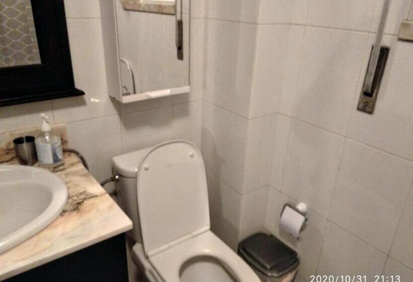 غرفة ديلوكس مطلّة علي الحديقة, Quartos Cesário Verde Massamá