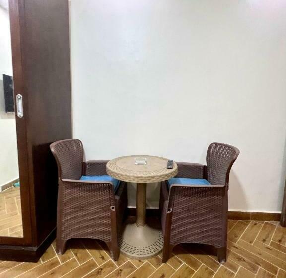 اتاق لوکس یک تخته, Pyramids Gardens Hotel   فندق حدائق الاهرام