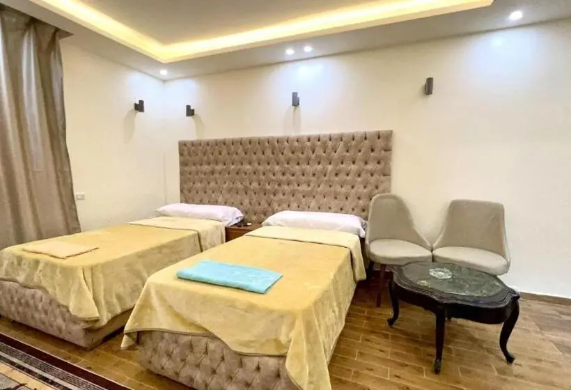اتاق لوکس سه تخته, Pyramids Gardens Hotel   فندق حدائق الاهرام