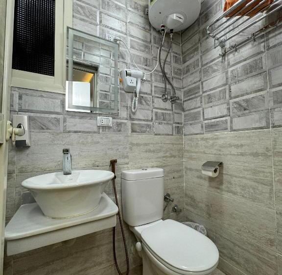 اتاق استاندارد با تخت بزرگ, Pyramids Gardens Hotel   فندق حدائق الاهرام