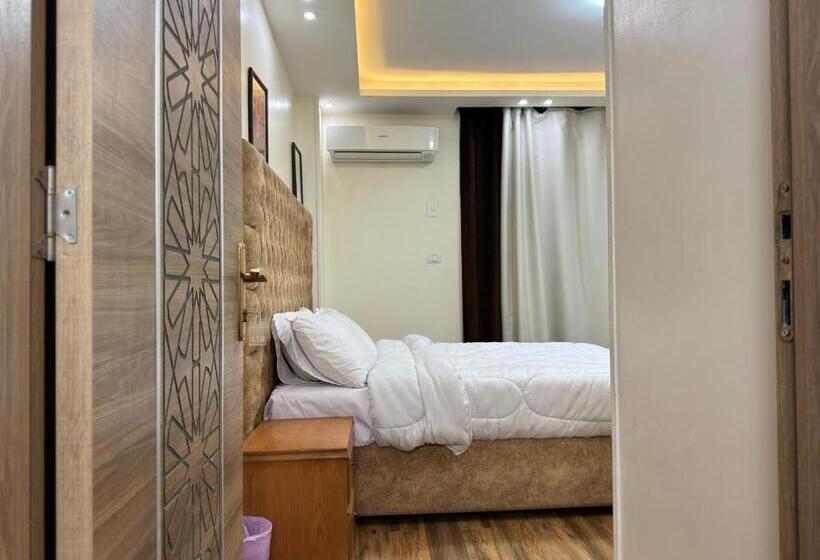 اتاق استاندارد با تخت بزرگ, Pyramids Gardens Hotel   فندق حدائق الاهرام