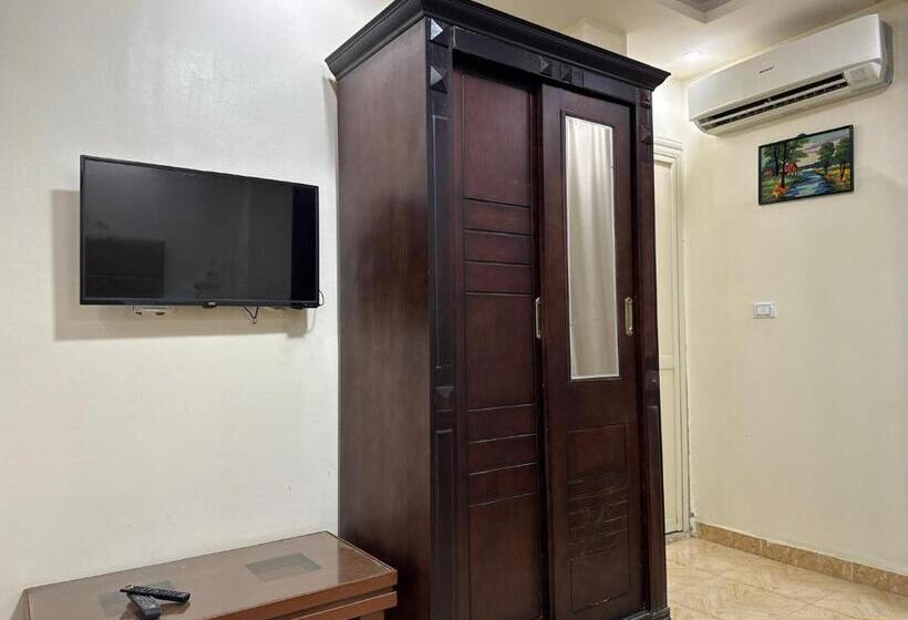 اتاق لوکس سه تخته, Pyramids Gardens Hotel   فندق حدائق الاهرام