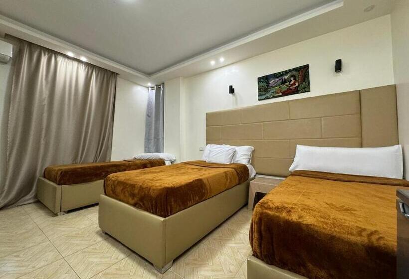 اتاق لوکس سه تخته, Pyramids Gardens Hotel   فندق حدائق الاهرام