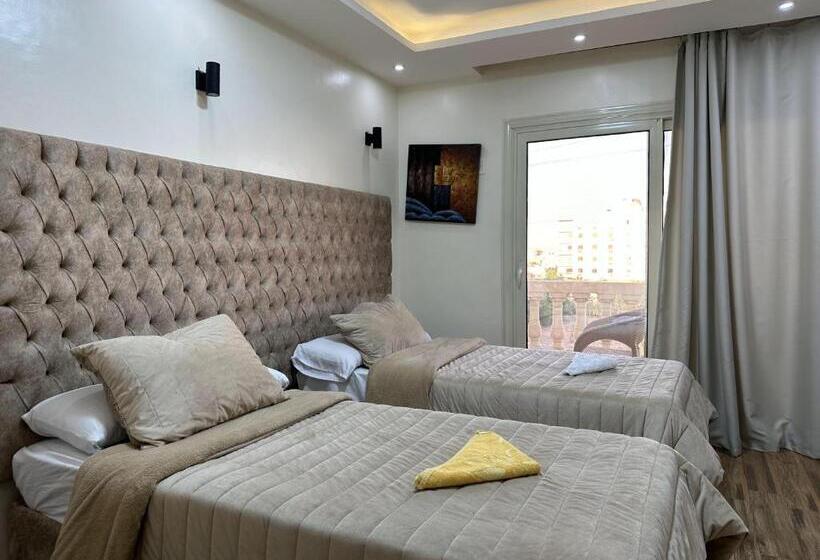 اتاق لوکس با بالکن, Pyramids Gardens Hotel   فندق حدائق الاهرام