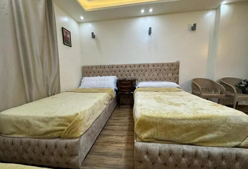 اتاق استاندارد سه نفره, Pyramids Gardens Hotel   فندق حدائق الاهرام