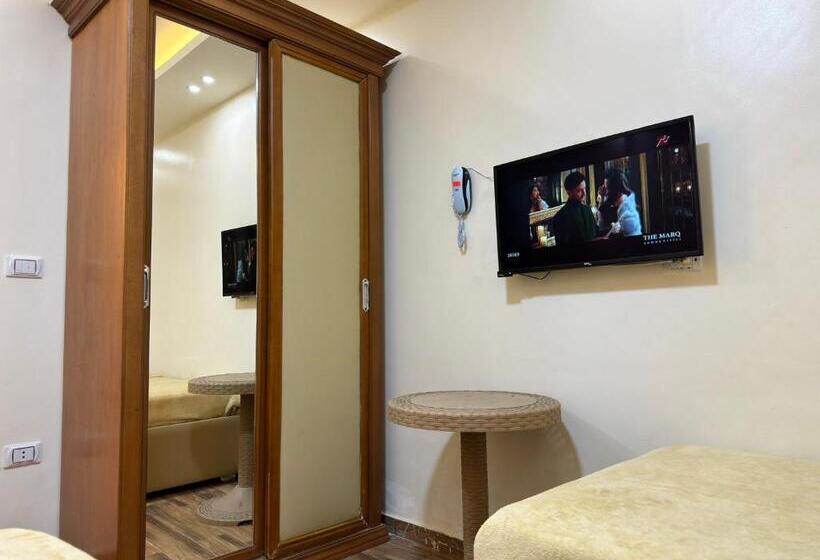 اتاق استاندارد سه نفره, Pyramids Gardens Hotel   فندق حدائق الاهرام