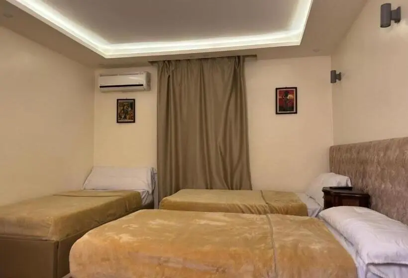 اتاق استاندارد سه نفره, Pyramids Gardens Hotel   فندق حدائق الاهرام