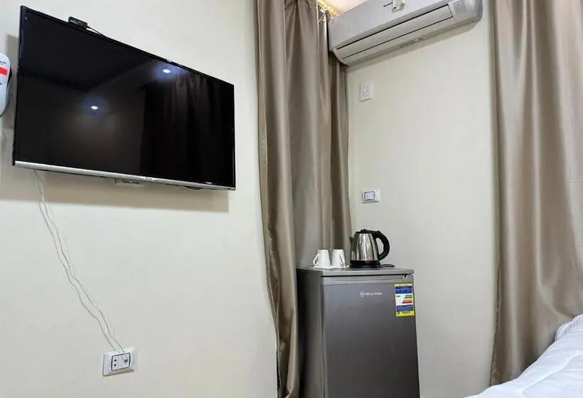 اتاق لوکس با تخت بزرگ, Pyramids Gardens Hotel   فندق حدائق الاهرام