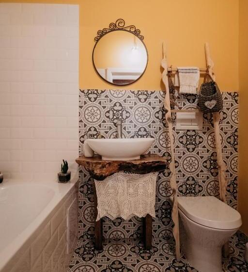 غرفة ديلوكس, Casa De Sub Munte