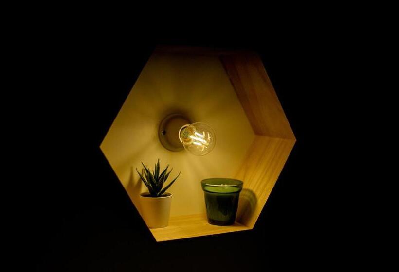 غرفة قياسية, Casa De Sub Munte