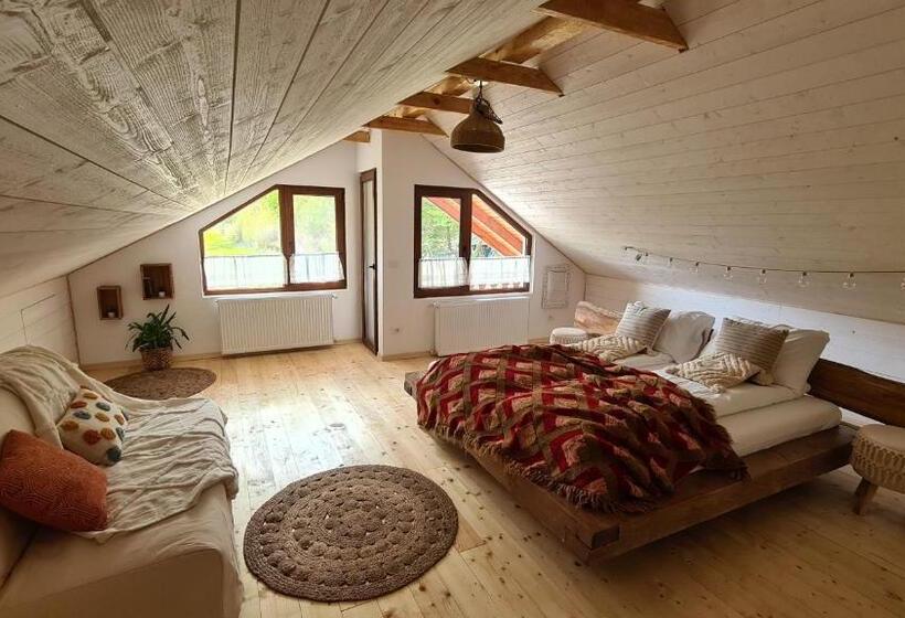 غرفة قياسية سرير كينج, Casa De Sub Munte