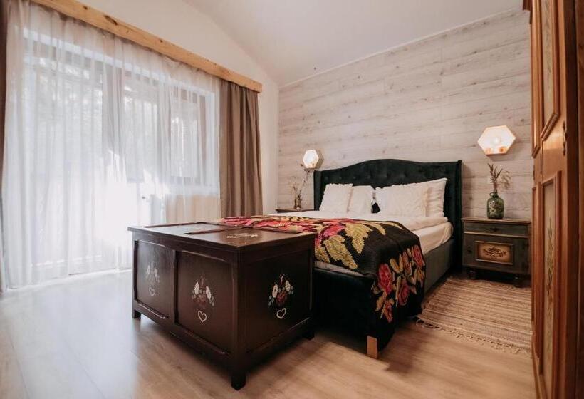 غرفة ديلوكس, Casa De Sub Munte