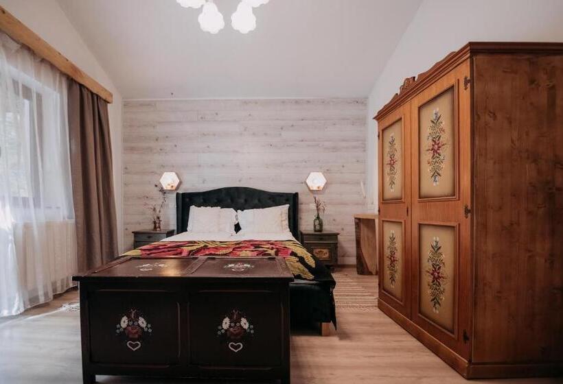 غرفة ديلوكس, Casa De Sub Munte