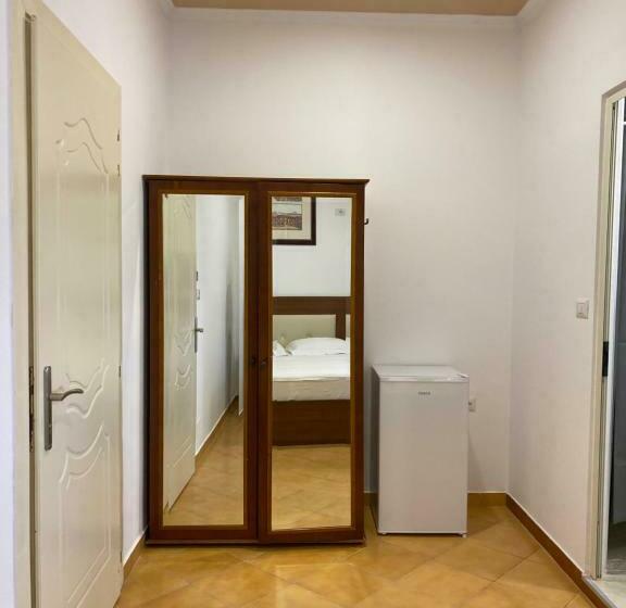 经济房, Kompleksi Jakaj