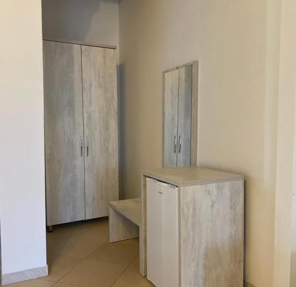 家庭间, Kompleksi Jakaj