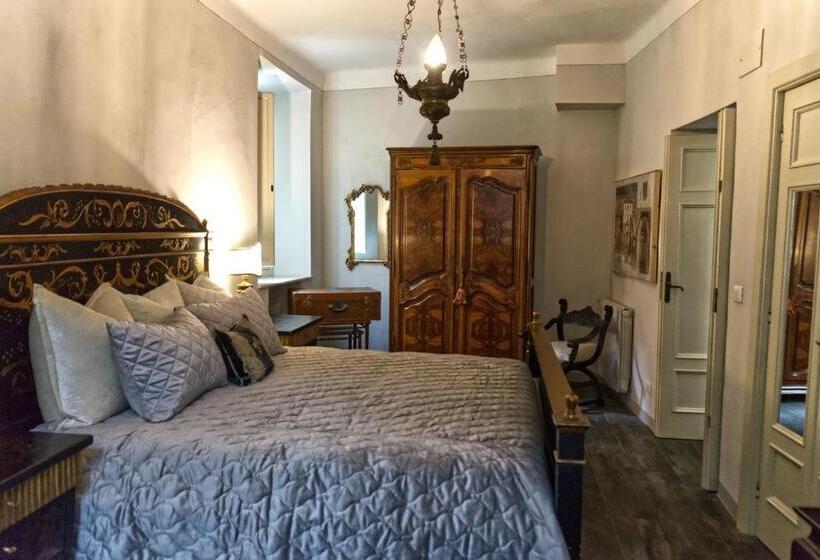 דירת חדר בקומת קרקע, Casa Ella