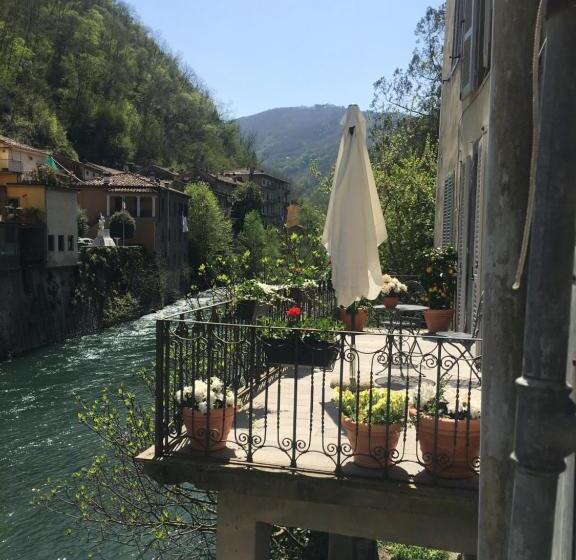 דירת חדר בקומת קרקע, Casa Ella