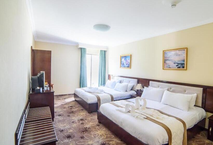 اتاق استاندارد چهارنفره با بالکن, Sancta Maria