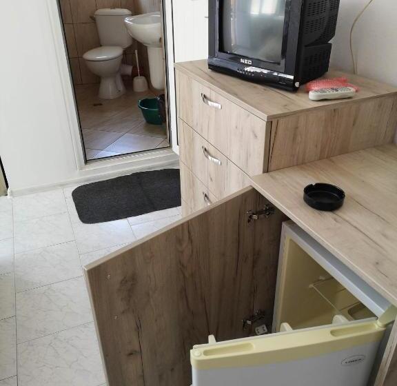 Номер Стандарт Трехместный, Guestrooms Stoyanovi