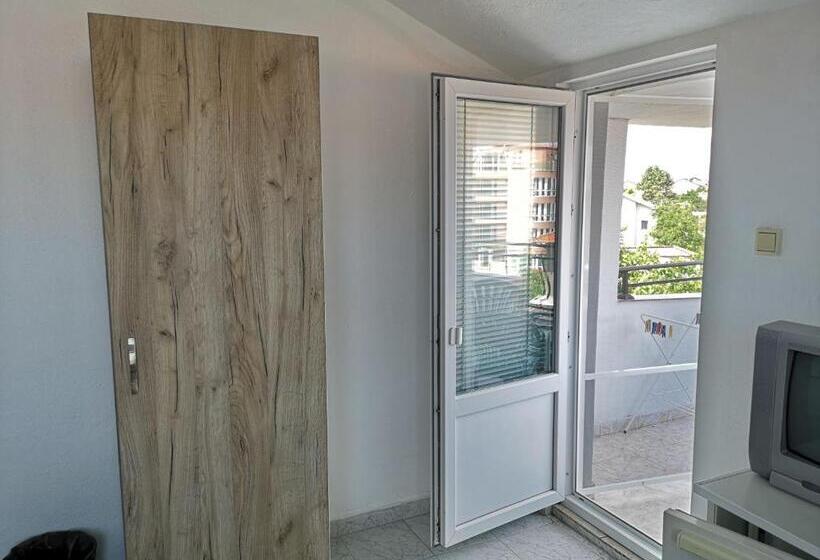Студия Стандарт Вид на Море, Guestrooms Stoyanovi