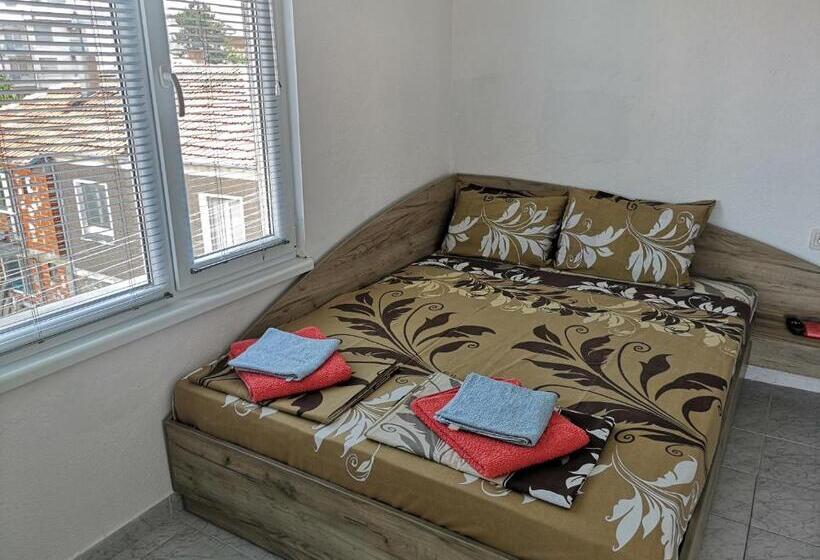 Студия Стандарт Вид на Море, Guestrooms Stoyanovi