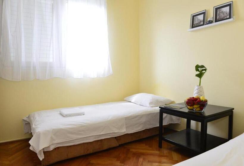 اتاق استاندارد, Sobe Tivat