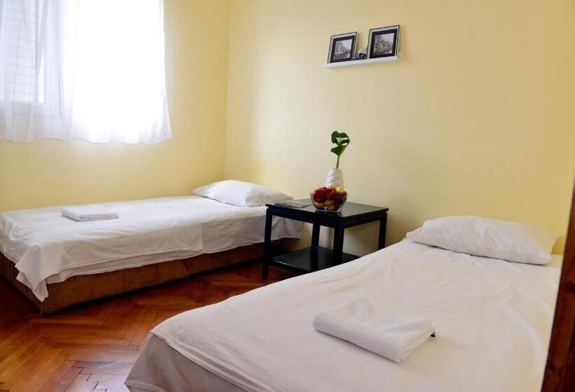 اتاق استاندارد, Sobe Tivat