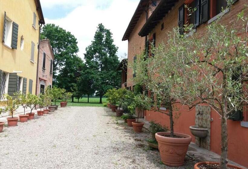 חדר סטנדרט לשלושה, B&b Il Naviglio