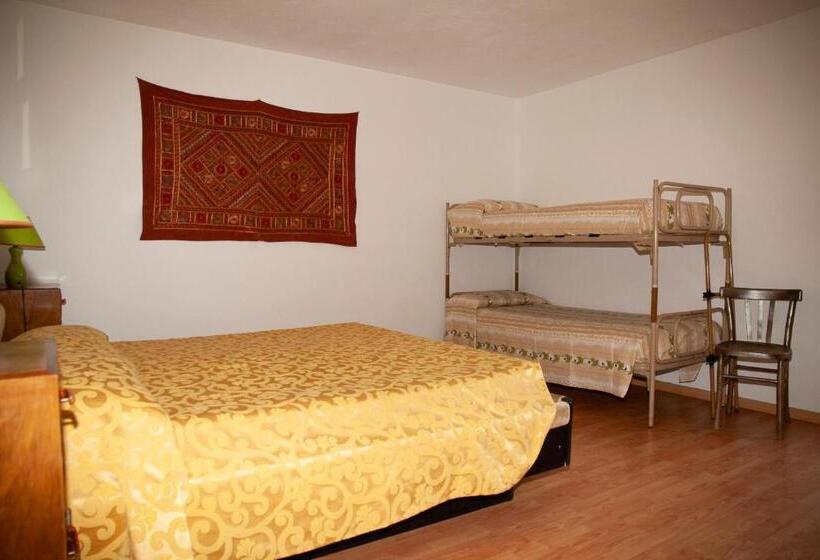 标准间, B&b Nurachi