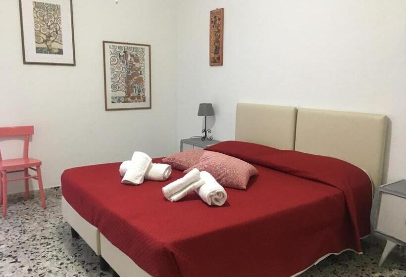 Номер Стандарт, Bed&breakfast Saturre