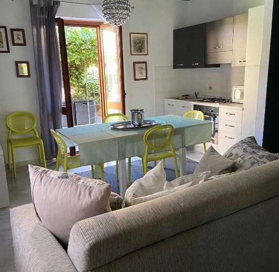 Четырехместный Номер Deluxe, Villa Dei Cedri