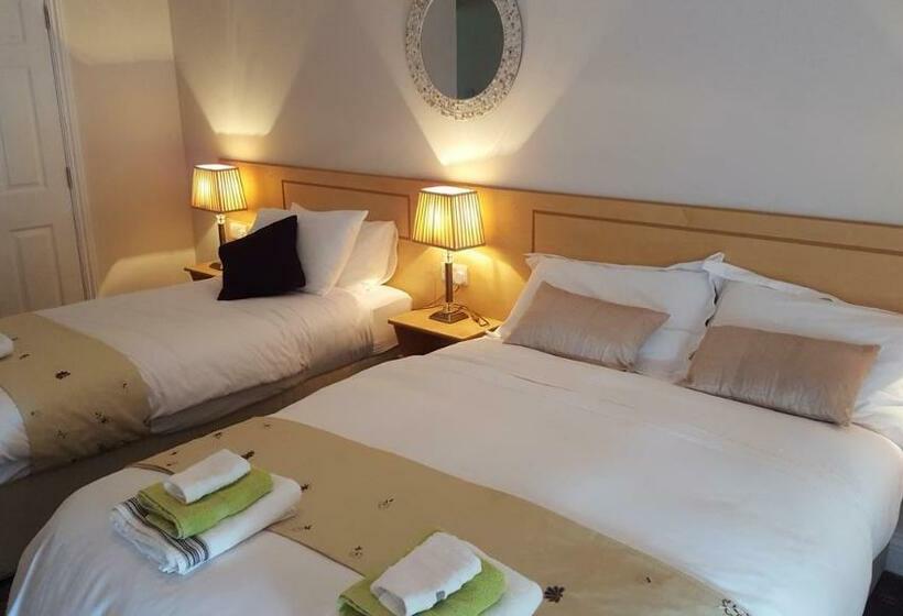 Трехместный Номер Стандарт Вид на Сад, Donemark Rise B&b