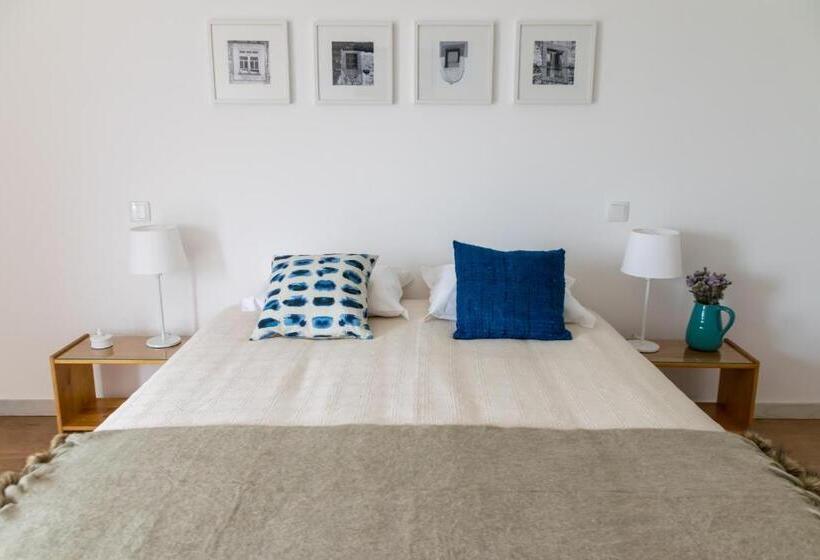 غرفة قياسية مطلّة علي حمام السباحة, Casa De Belharino