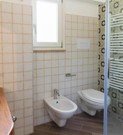 标准间, Casale De Filippo