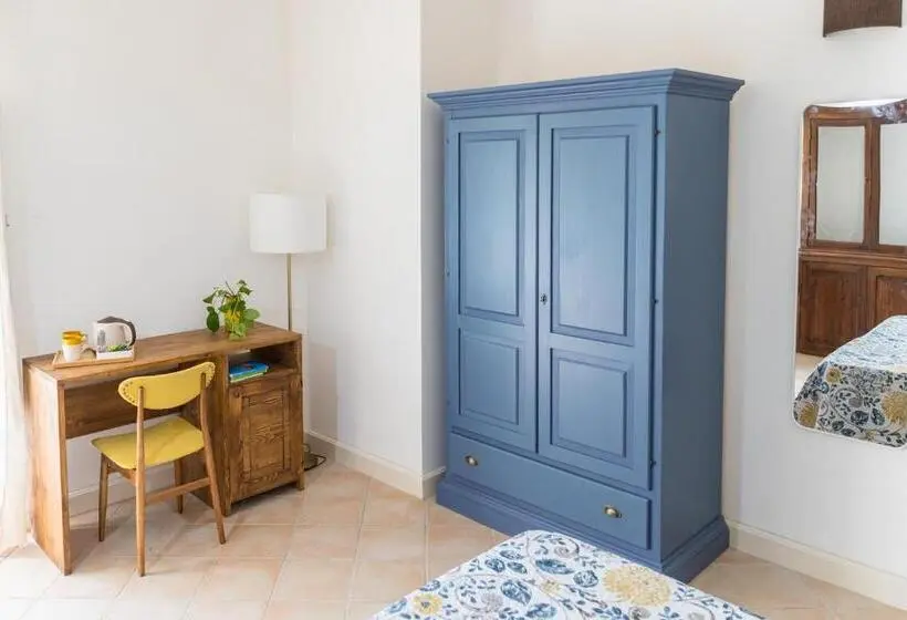 バルコニー付きスタンダードルーム, Casale De Filippo