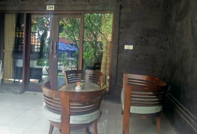 اتاق خانوادگی, Puri Rai