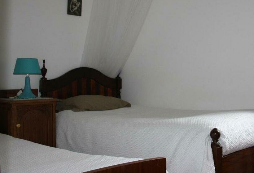 标准间, Quinta De S. Luis   Valada