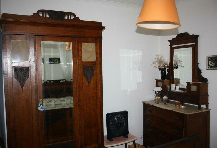 Номер Стандарт, Quinta De S. Luis   Valada