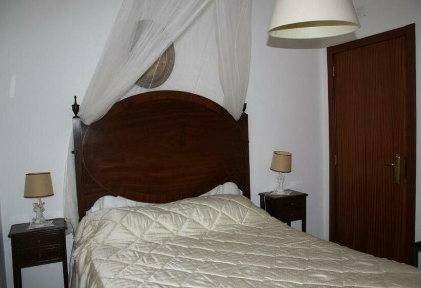 标准间, Quinta De S. Luis   Valada