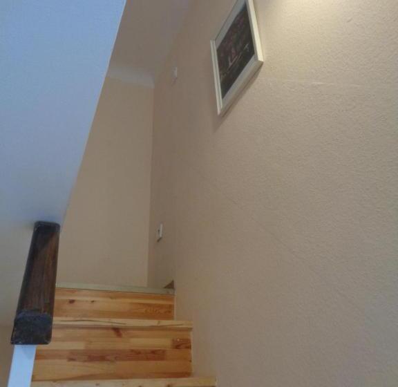 غرفة قياسية, Loft House Budapest