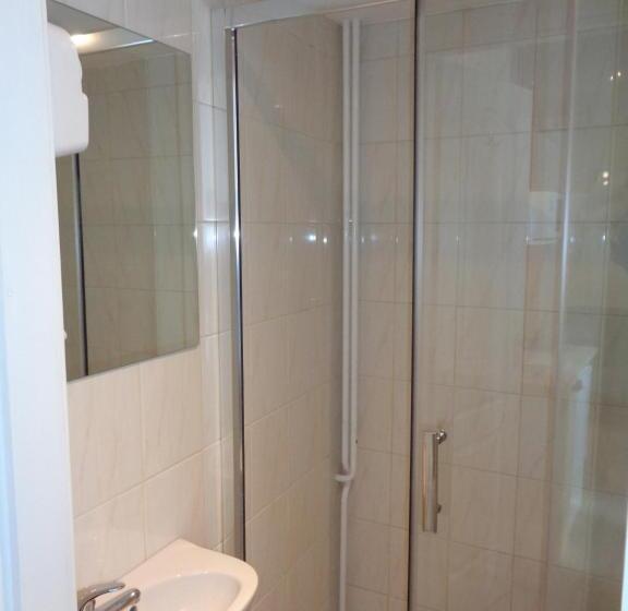 غرفة إقتصادية, Loft House Budapest