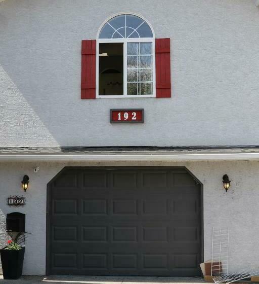 スタンダードルーム, Sunshine And Wine Loft