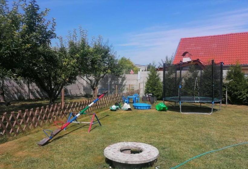 خانه 2 خوابه, Ubytovanie Harmony House